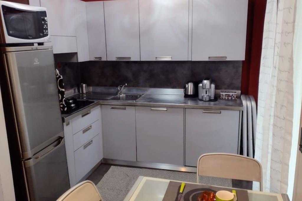 Appartamento Mama Monolocale Terrazzo Vista Mare ヴェンティミーリア エクステリア 写真